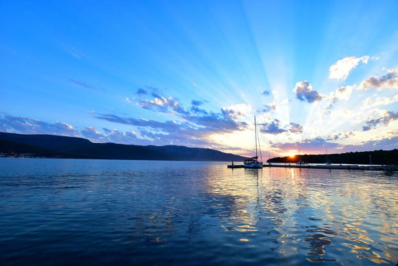 Apartments Sea & Sky Stari Grad  Exteriér fotografie